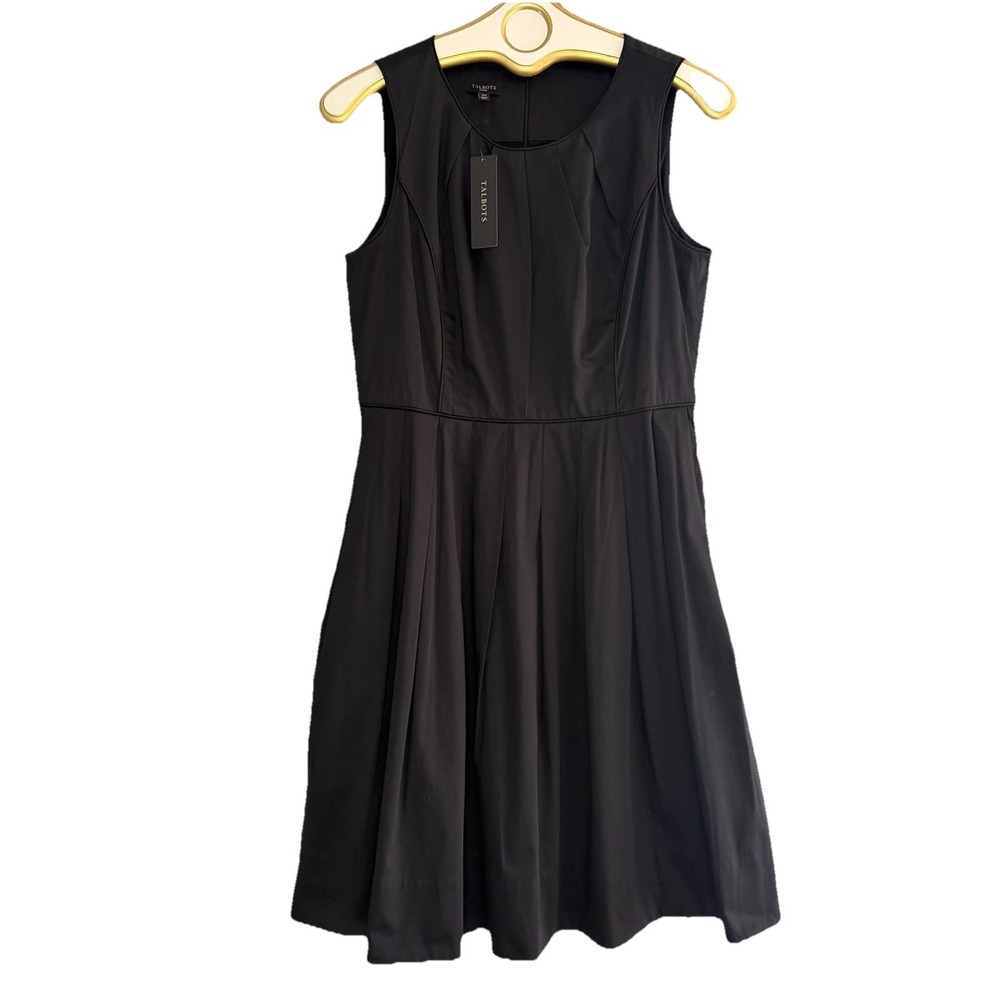 NWT Talbots Womens 10P Sleeveless Pleated Fit & Flare Black Dress Pockets Flowy